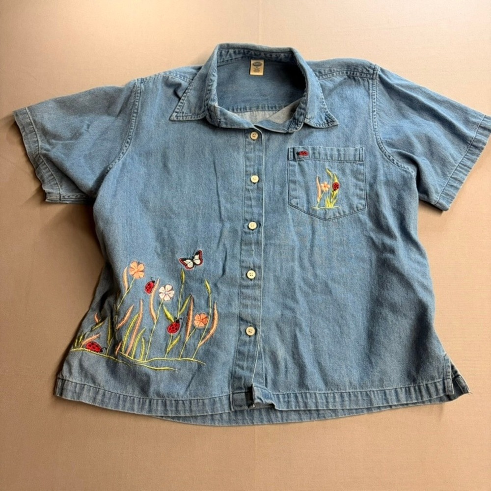 Austin Clothing Co Womens XL Blue Denim Shirt Embroidered Ladybug Floral Cotton